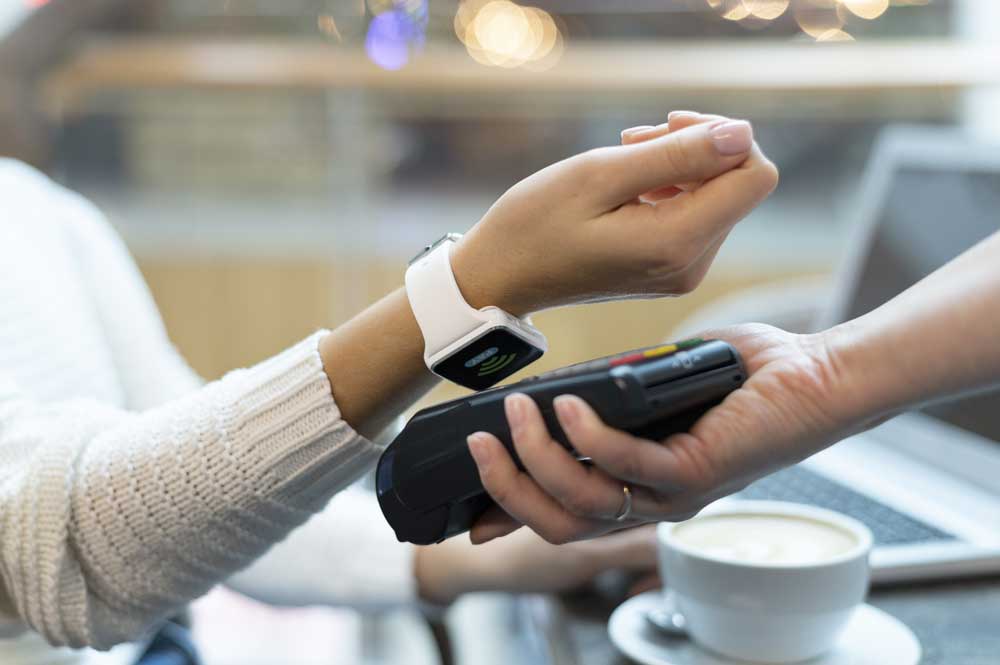 The Future of Payment Technology: Exploring Contactless and Mobile Payments